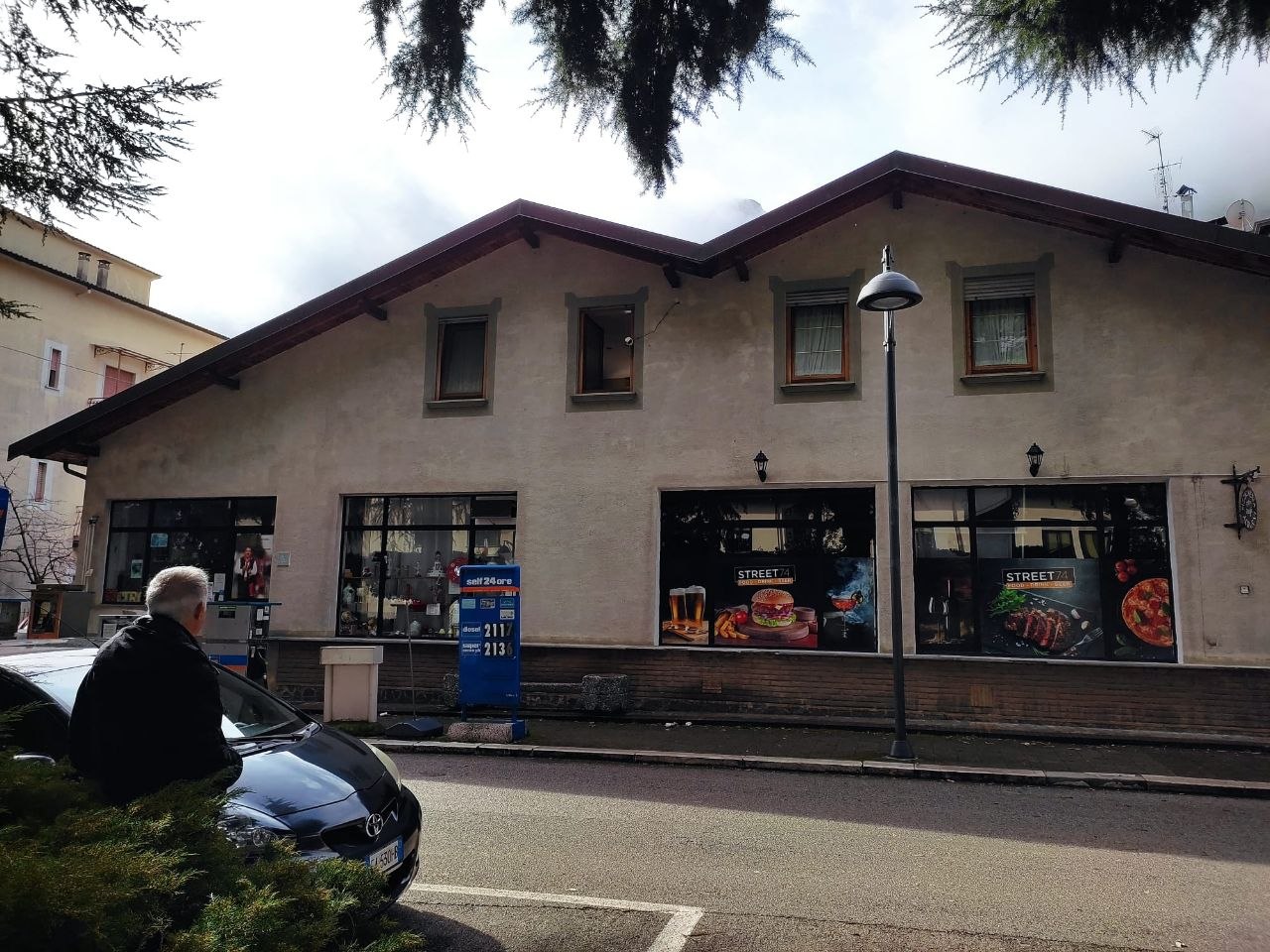 Fabbricato commerciale realizzato
